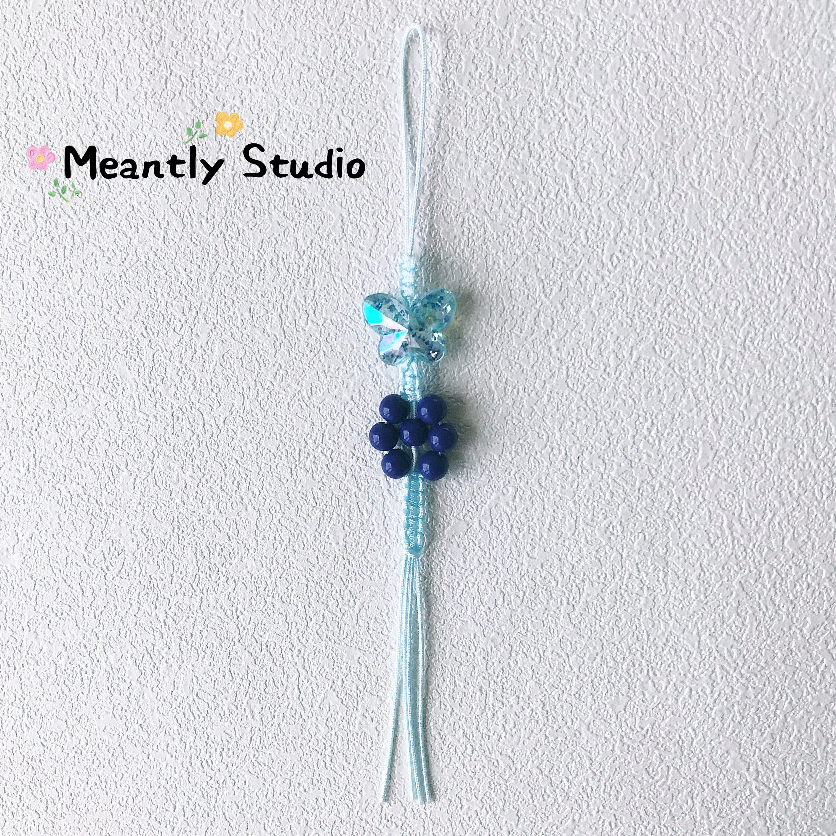 Butterfly & Flower Beaded Phone Strap – Colorful Dopamine Aesthetic Phone Charm, Handmade Beaded Wrist Lanyard, Kawaii Phone Accessory