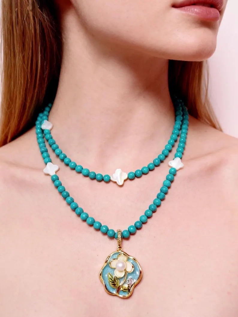 Turquoise Clover Shell Necklace, Monet Garden Pendant, Boho Lucky Charm