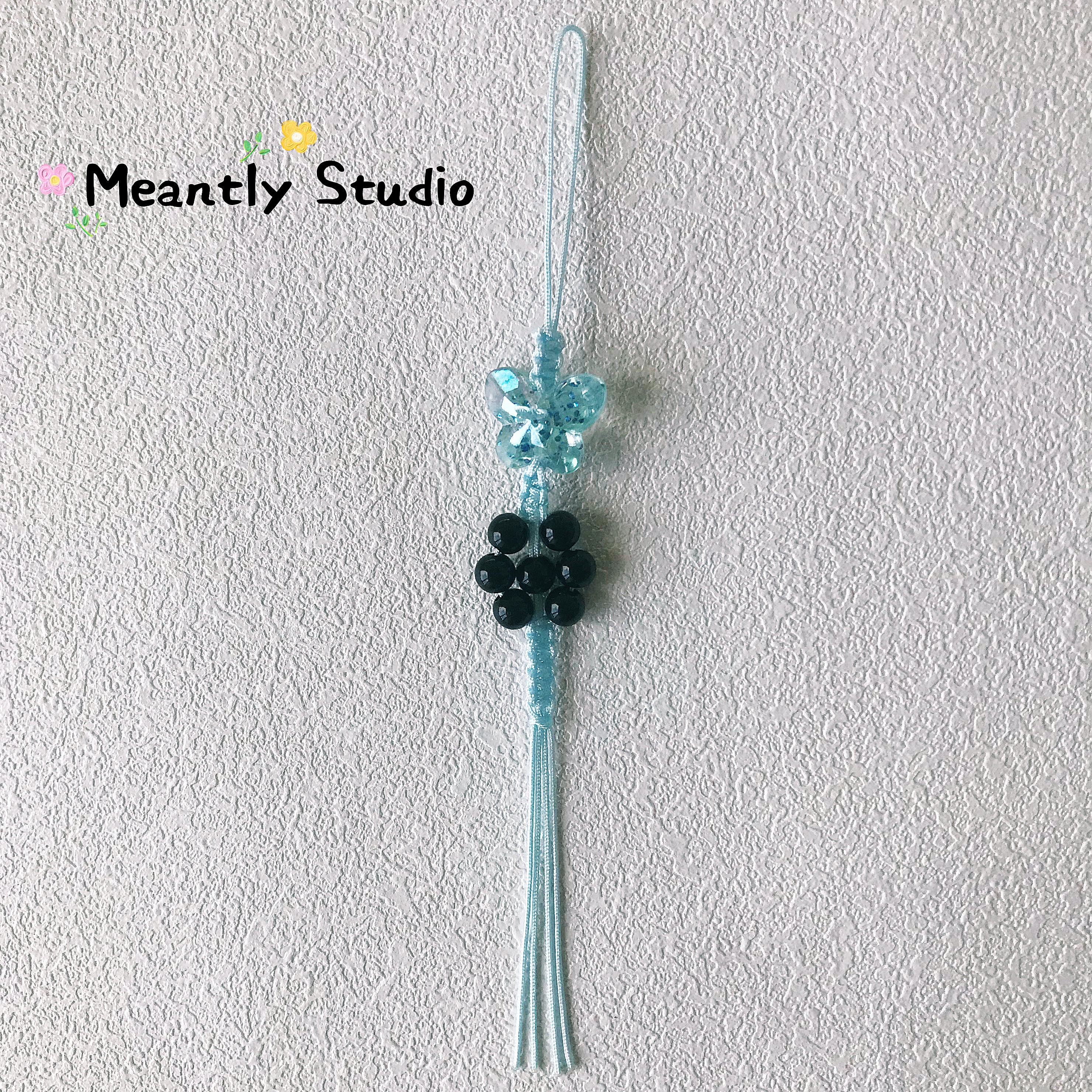 Butterfly & Flower Beaded Phone Strap – Colorful Dopamine Aesthetic Phone Charm, Handmade Beaded Wrist Lanyard, Kawaii Phone Accessory